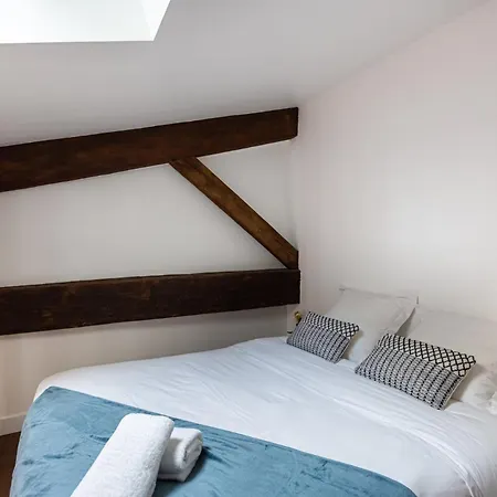 Duplex Elegant Climatise Hypercentre *